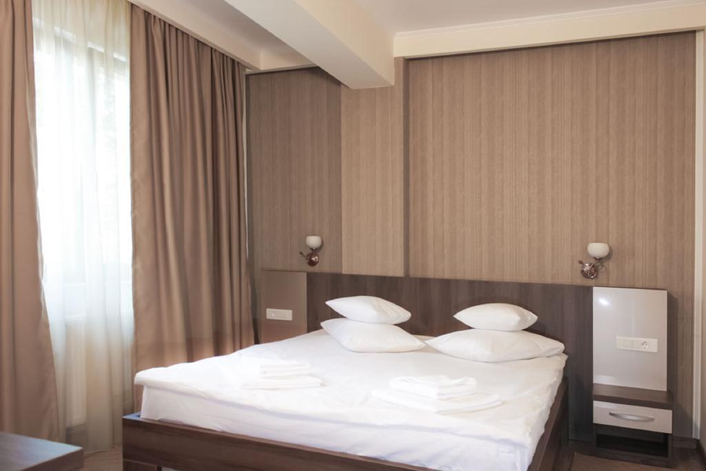 Hotel Rao Cluj-Napoca Exterior photo